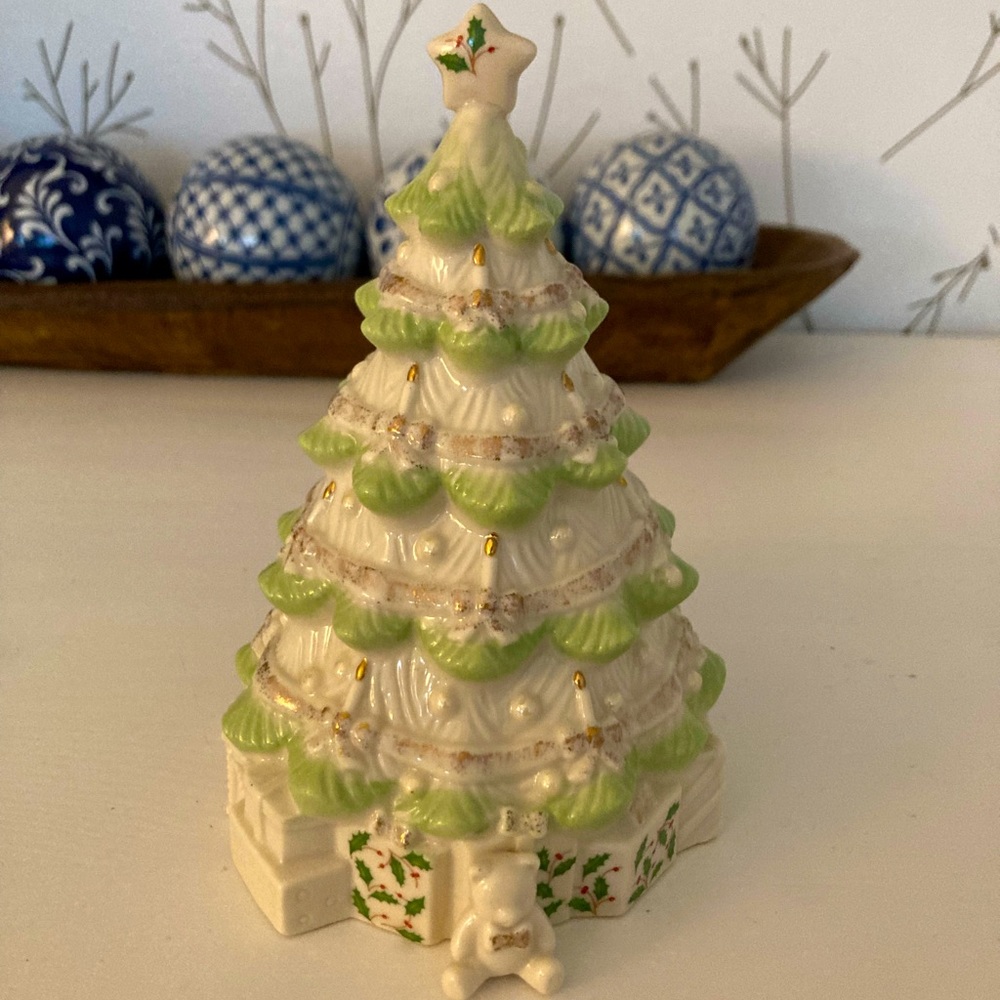 Lenox Christmas tree